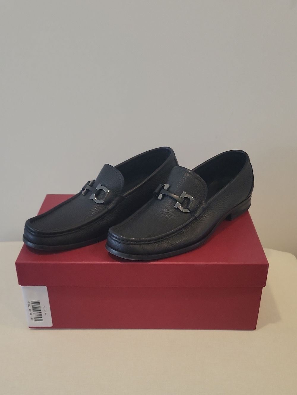 Ferragamo Men's Black Leather Grandioso Loafers